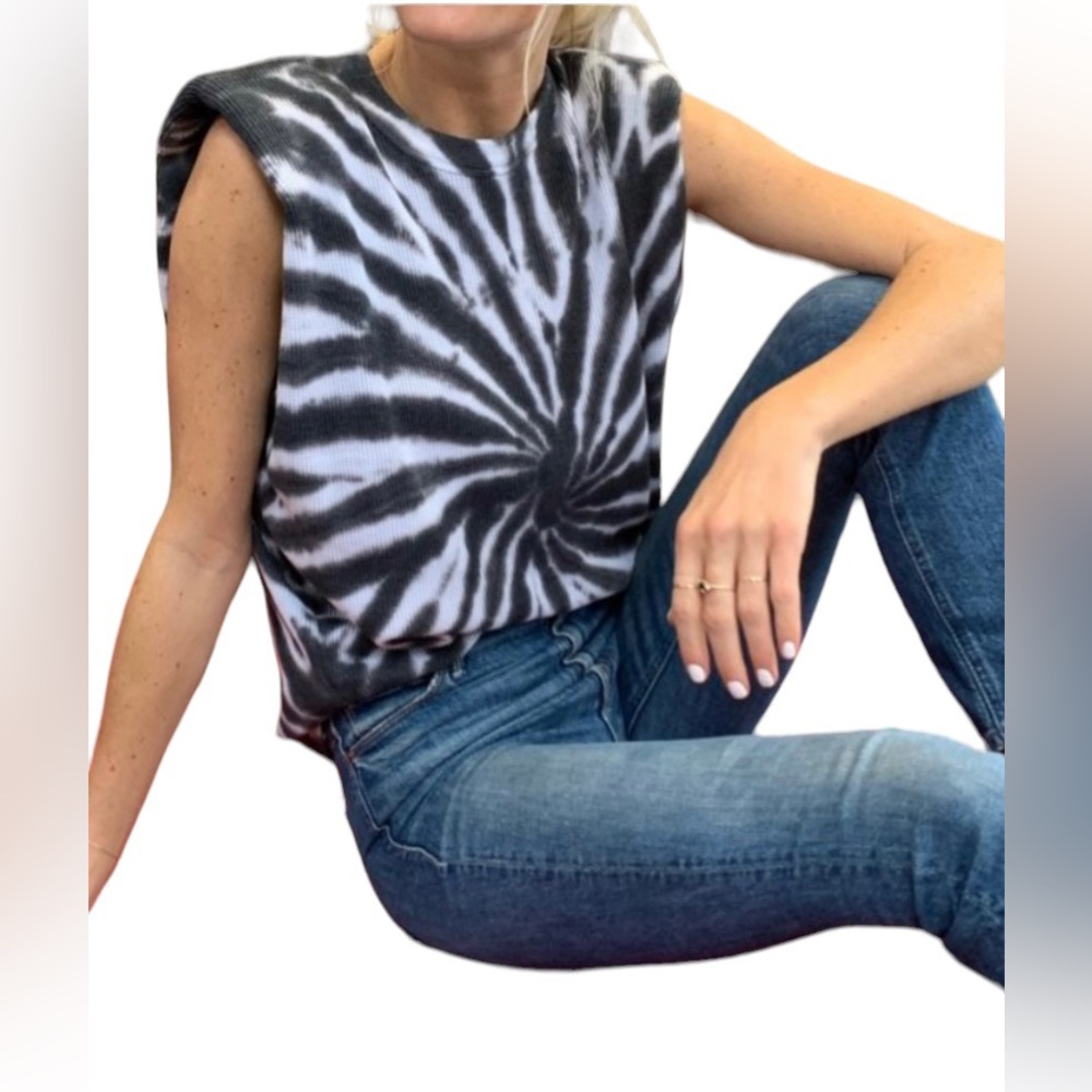 Design Lab Women's Black/White Tie Dye A-line Waffle Sleeveless Top- Multi Sizes - Picture 2 of 4